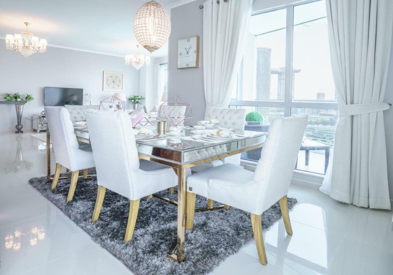 Elite Royal Apartment - Full Burj Khalifa & Fountain View - Premier - 2 Bedrooms & 1 Open Bedroom Without Partition Dubai Eksteriør bilde