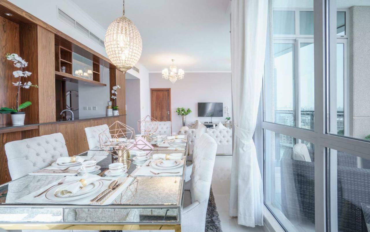 Elite Royal Apartment - Full Burj Khalifa & Fountain View - Premier - 2 Bedrooms & 1 Open Bedroom Without Partition Dubai Eksteriør bilde