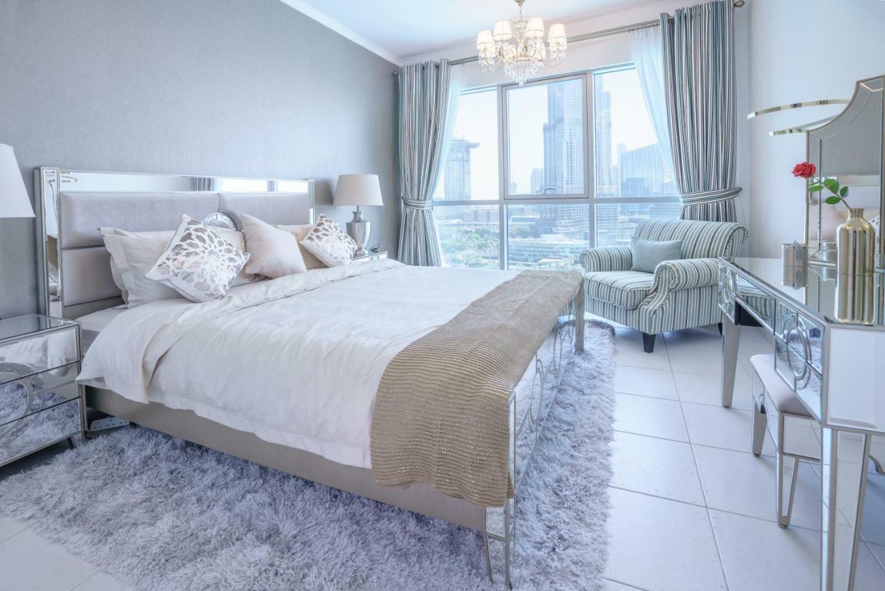Elite Royal Apartment - Full Burj Khalifa & Fountain View - Premier - 2 Bedrooms & 1 Open Bedroom Without Partition Dubai Eksteriør bilde